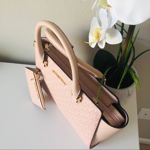 Michael kors Selma medium Satchel & Coinpouch set - Picture 2 of 8